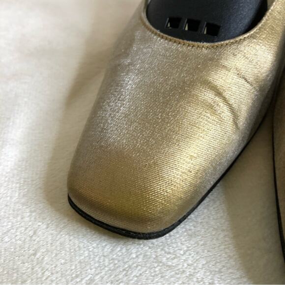 Stuart Weitzman gold metallic square heel pumps size 7.5 B - Picture 6 of 16